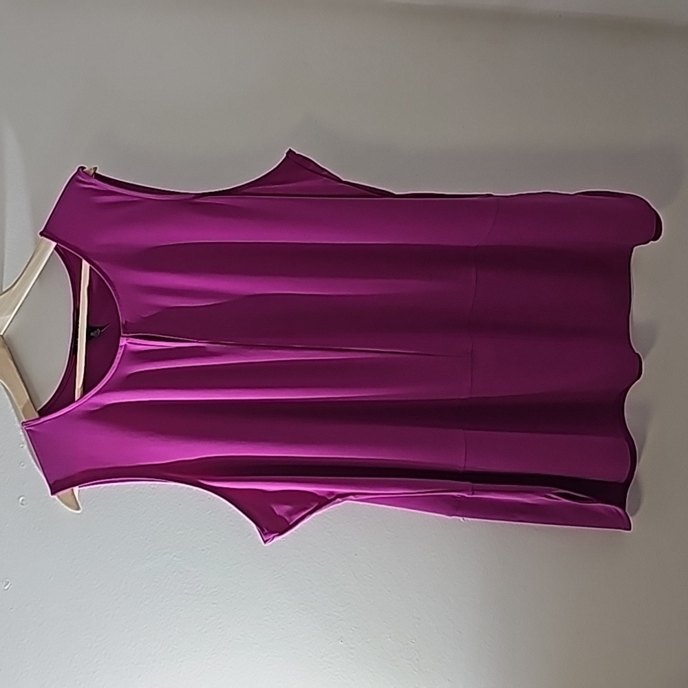 Lauren Ralph Lauren women's 3X sleevless top Fusha color small key hole in front